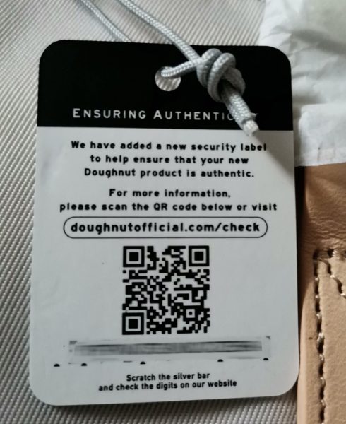 QR code anti-counterfeiting traceability system